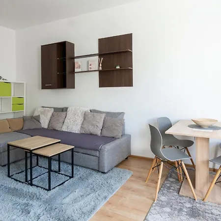 Roomsy Swietojanska *