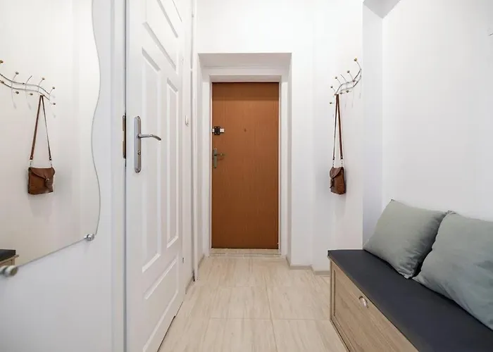Roomsy Swietojanska Apartman *