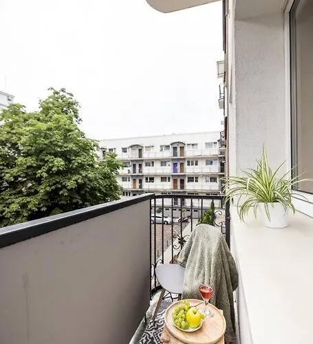 Roomsy Swietojanska Apartman